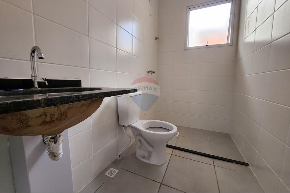 Casa à venda com 2 quartos, 62m² - Foto 46
