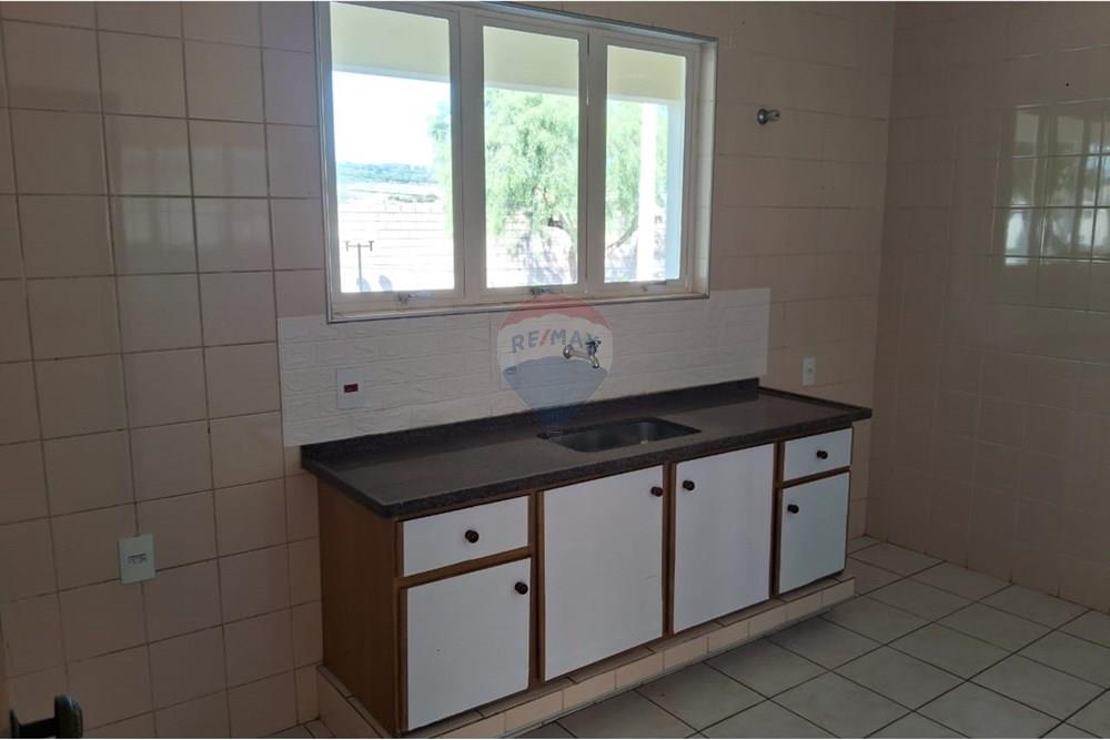 Casa de Condomínio - Alugar - Valinhos , São Paulo - f8e3e137-9222-4361-9fe6-cd9e73e676dc.jpeg - 690851008-523