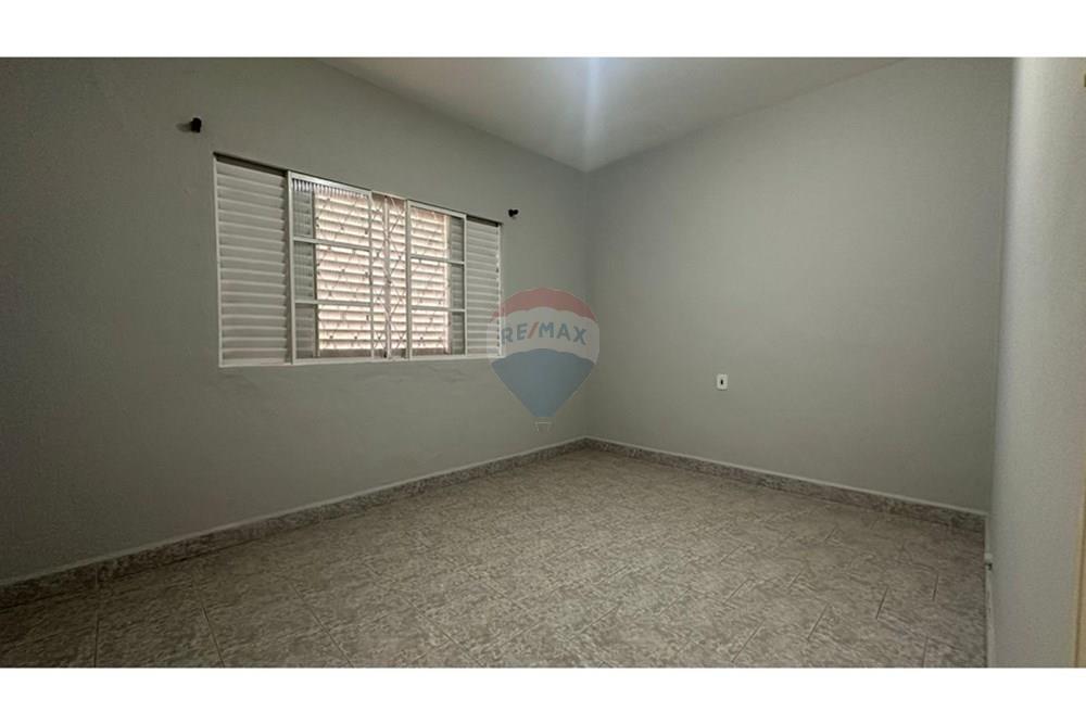 Casa para alugar com 2 quartos, 45m² - Foto 10