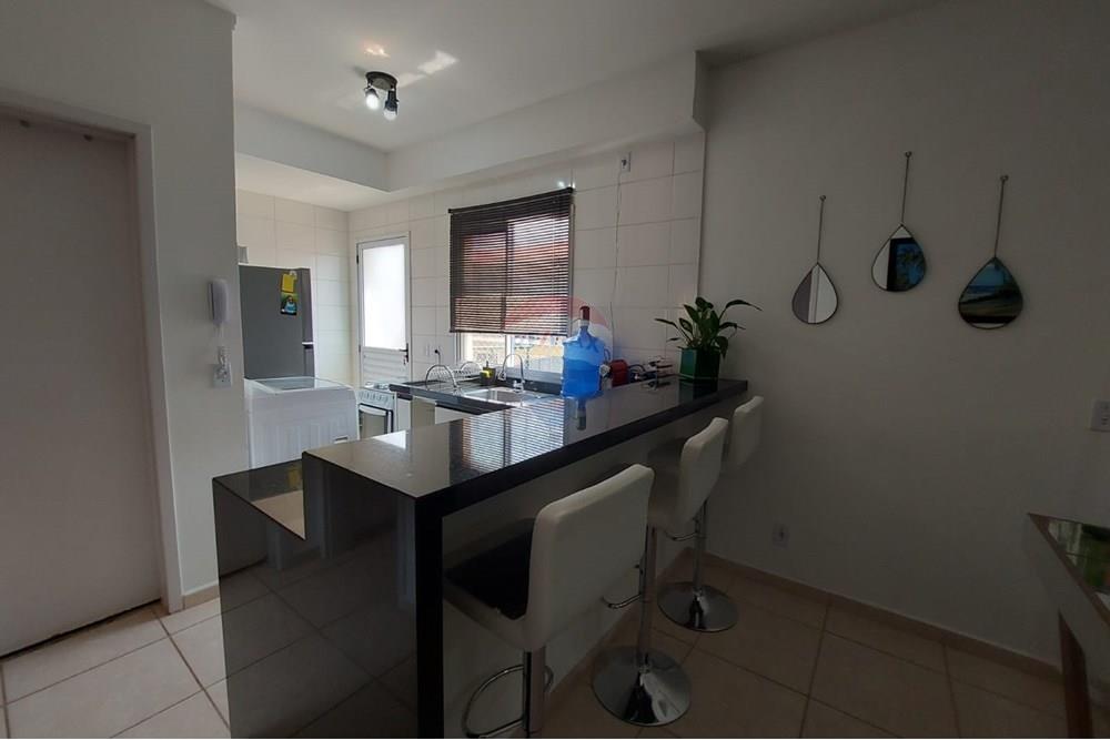 Casa à venda com 2 quartos, 72m² - Foto 3