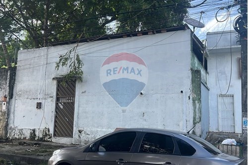 Venda-Casa-Rua Sátiro Dias , 9  - São Francisco , Manaus , Amazonas , 69079060-720791004-68