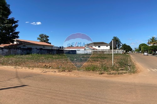 Venda-Terreno-Rua Francisco Osmar Mendes , SN  - Prox. prefeitura  - Setor 20 (Bairro Jardim das Oliveiras) , Vilhena , Rondônia , 76980666-720701007-67