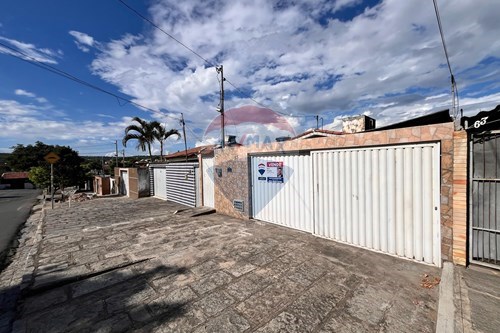 Venda-Casa-Rua Isolda Barros Torquarto , Nº 55  - Severino Cabral  - Bodocongó , Campina Grande , Paraíba , 58430-290-720291010-105