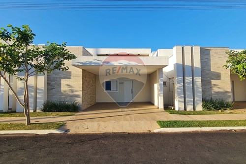 Venda-Casa de Condomínio-Avenida Ângelo Antônio Dall`Alba , 2169S  - Condomínio Residencial Primordiale  - Loteamento Parque dos Buritis , Lucas do Rio Verde , Mato Grosso , 78466130-722231009-6