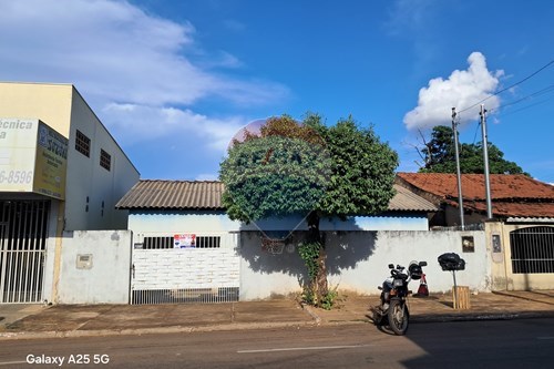 Venda-Casa-Rua Ramiro Bernardes da Silva , 306  - Jardim Pindorama II , Rondonópolis , Mato Grosso , 78710525-720611016-32