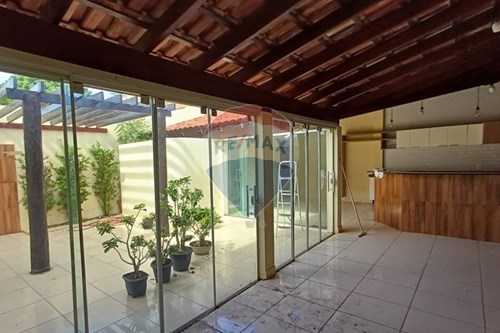 Venda-Casa-Rua PatrulheiroJosé Maciel da Cruz , 471  - Próximo ao Merc. Lonardeli  - Jardim Belo Horizonte , Rondonópolis , Mato Grosso , 78705-390-720851102-43