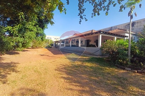 Venda-Casa Comercial-Rua Francisco Goulart , 1675  - Próximo a ATTO Sementes  - Vila Goulart , Rondonópolis , Mato Grosso , 78745300-720851102-60