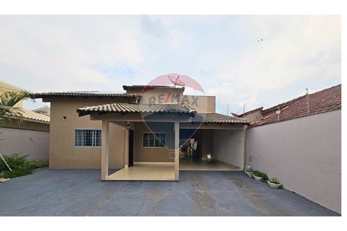 Venda-Casa-Centro , Pontal do Araguaia , Mato Grosso , 78698970-722221009-25