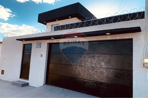 Venda-Casa-Rua Cantazaro , 0  - Anápolis , Anápolis , Goiás , 75091454-721991046-237