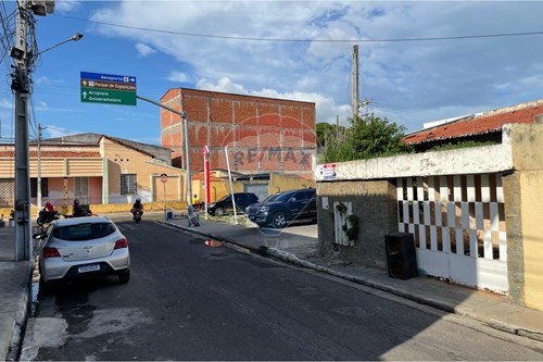 Alugar-Casa Comercial-Rua Floriano Peixoto , 23  - Vizinho a fármacia Drogasil  - Centro , Iguatu , Ceará , 63500-050-720931002-332