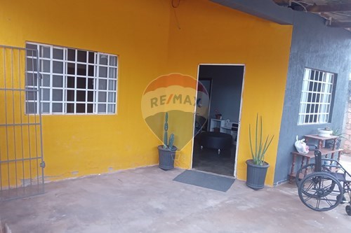 Venda-Casa-Rua Quatro Ilhas , 6940  - ENTRE RUAS DANIELA E MAMORE  - Aponiã , Porto Velho , Rondônia , 76824134-721551004-20