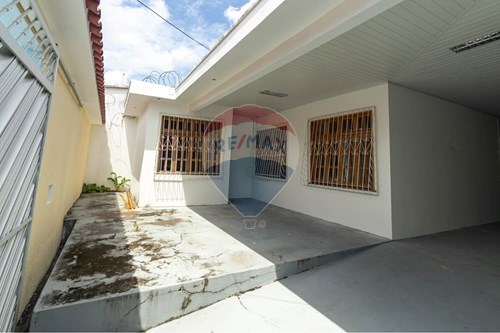 Venda-Casa-Travessa Paulo Andrade , 41  - Conjunto Renato Souza pinto 1  - Cidade Nova , Manaus , Amazonas , 69090610-720791017-49