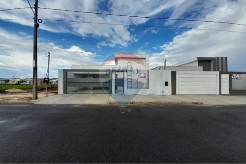 Venda-Casa-Jardim Planalto , Lote-11 Qd-10  - Próximo ao Fórum  - Água Boa , Água Boa , Mato Grosso , 78635000-722211001-24