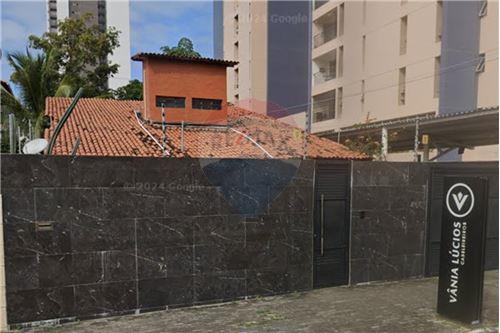 Venda-Casa-Rua Gláucia Mª dos Santos Gouveia , 466  - Mesma quadra do Colégio Colibri  - Manaíra , João Pessoa , Paraíba , 58038-640-722011091-3
