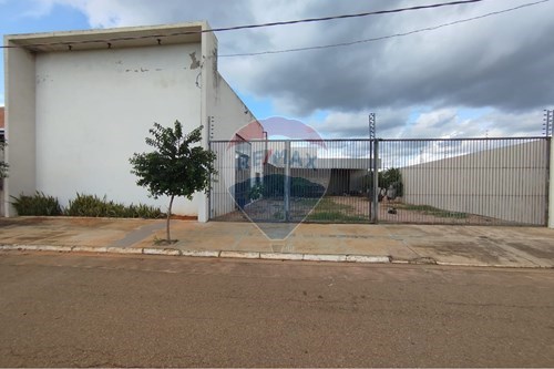 Venda-Ponto Comercial/ Loja-resindencial parque das laranjeiras , n 04 quadra 433  - EM FRENTE AO MONTREAL  - Rondonópolis , Rondonópolis , Mato Grosso , 78725760-720851026-120
