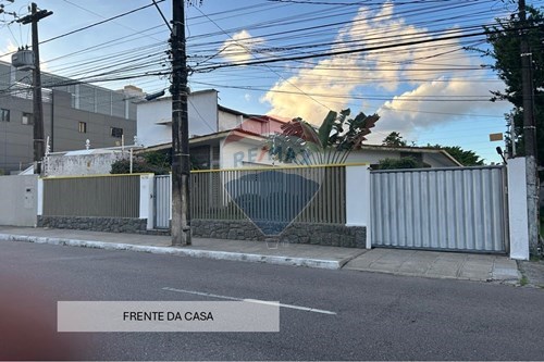 Venda-Casa-Av. SÃO PAULO , 1275  - 200M DA AV. EPITÁCIO PESSOA  - Estados , João Pessoa , Paraíba , 58030040-720301067-82