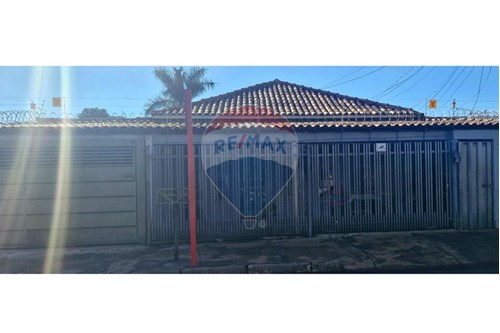 Venda-Casa-Rua Goiânia , 553  - Setor Central , Rio Verde , Goiás , 75901020-722291019-17