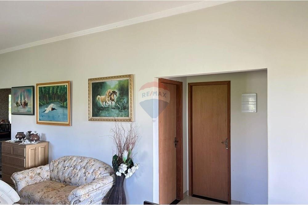 Casa - Venda - Caldas Novas , Goiás - WhatsApp Image 2025-05-19 at 09.25.41.jpeg - 722251002-37