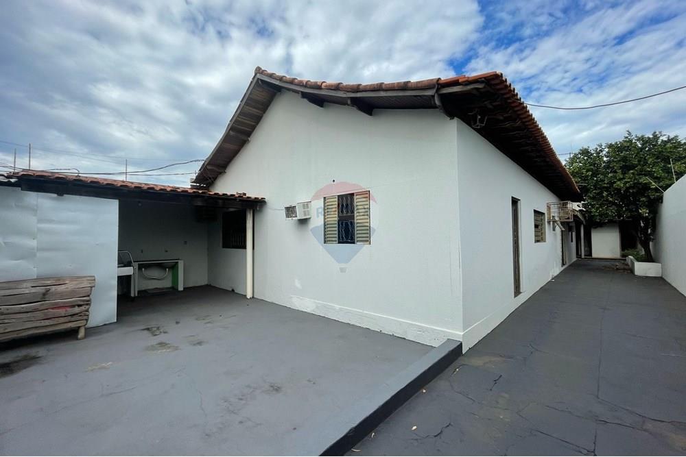 Casa - Venda - Rondonópolis , Mato Grosso - download (1).jpg - 722261008-13