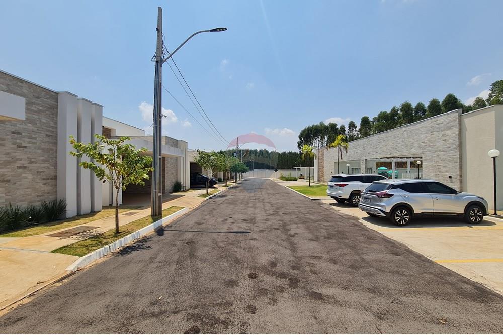 Casa de Condomínio - Venda - Lucas do Rio Verde , Mato Grosso - (31).jpg - Jardim Externo - 722231009-5