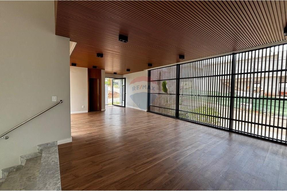 Sobrado - Venda - Anápolis , Goiás - Imagem do WhatsApp de 2025-10-16 à(s) 14.53.49_8b945765.jpg - 721991046-234