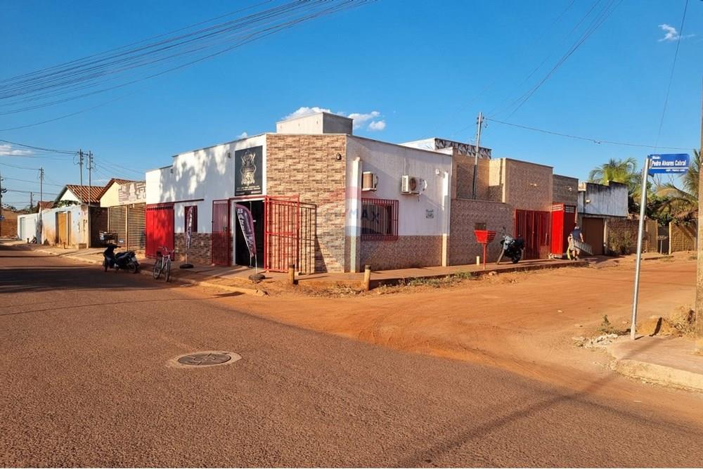 Casa - Venda - Confresa , Mato Grosso - WhatsApp Image 2025-09-08 at 17.07.08.jpeg - 720641046-4