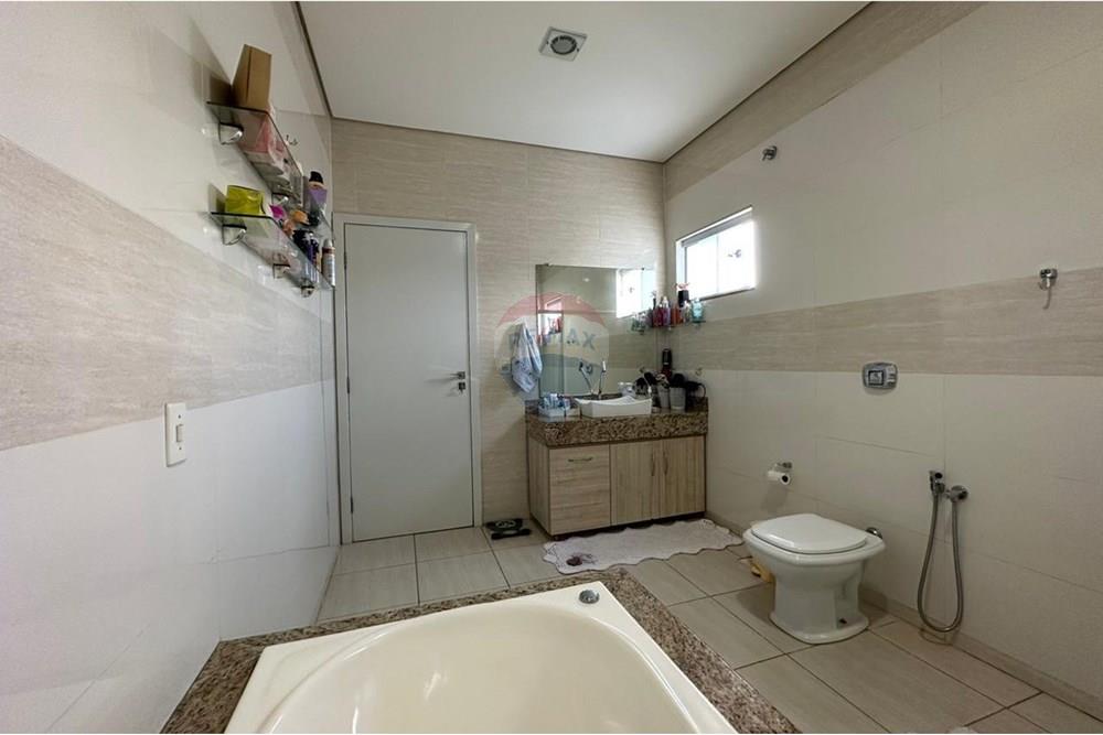 Sobrado - Venda - Araguaína , Tocantins - WhatsApp Image 2024-08-09 at 10.40.24.jpeg - 720991046-15