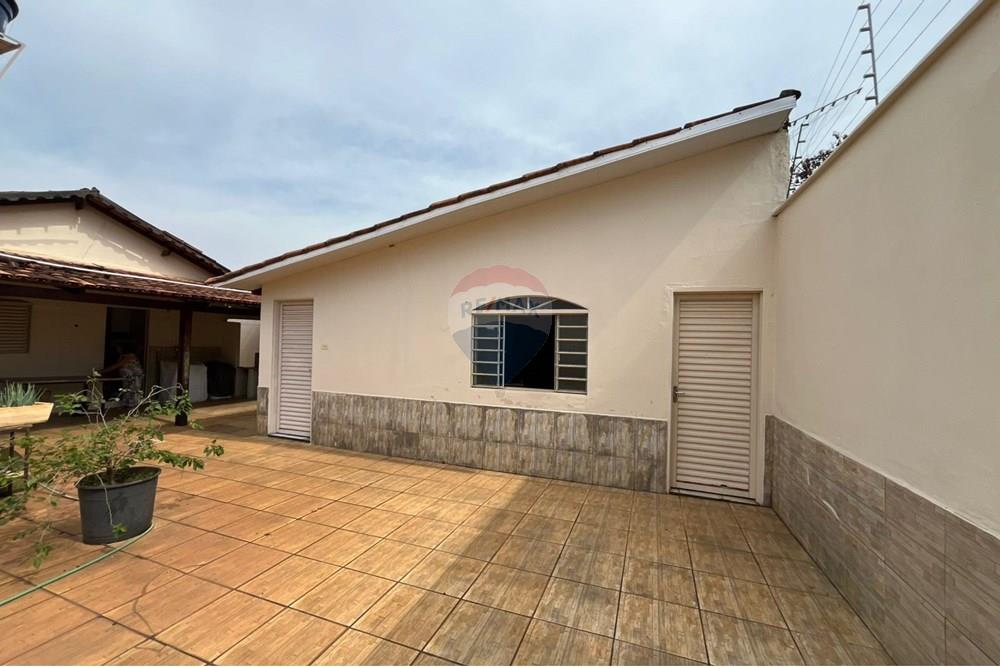 Casa - Venda - Goiânia , Goiás - Imagem do WhatsApp de 2025-10-16 à(s) 13.23.05_0d926181.jpg - 722271011-23