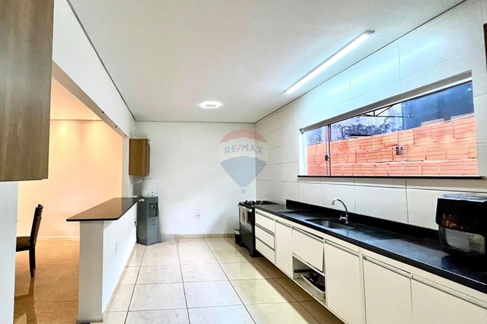 Casa Comercial - Venda - Manaus , Amazonas - Imagem do WhatsApp de 2025-08-10 à(s) 07.45.57_54aa03ad.jpg - 720721011-321