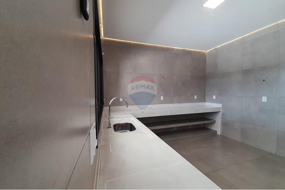 Casa - Venda - Água Boa , Mato Grosso - 8eee24e4-8553-4ae2-9bbc-e924db61635f.jpg - 722211006-29