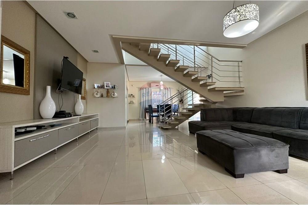 Sobrado - Venda - Araguaína , Tocantins - WhatsApp Image 2024-08-09 at 10.40.16.jpeg - 720991046-15