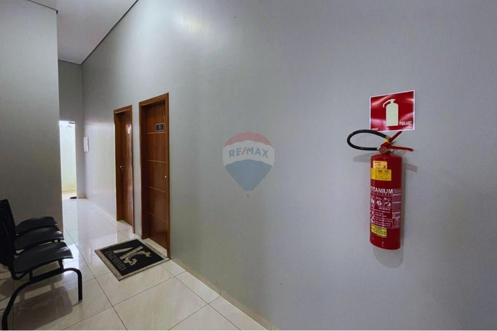 Ponto Comercial/ Loja - Venda - Cacoal , Rondônia - photo_5066741360127749712_y.jpg - Corredor - 722311018-1