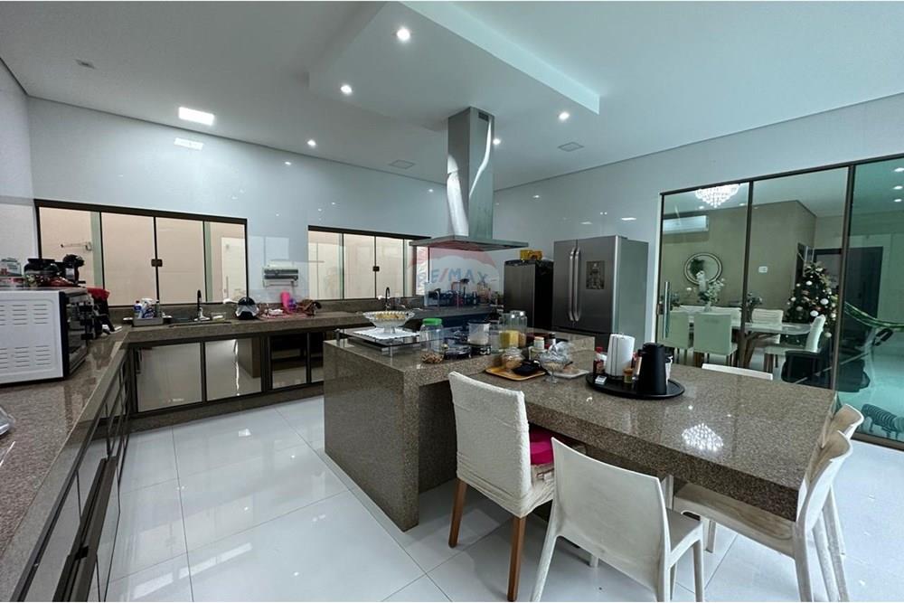 Sobrado - Venda - Araguaína , Tocantins - WhatsApp Image 2025-03-26 at 14.18.15 (1).jpeg - 720991008-65