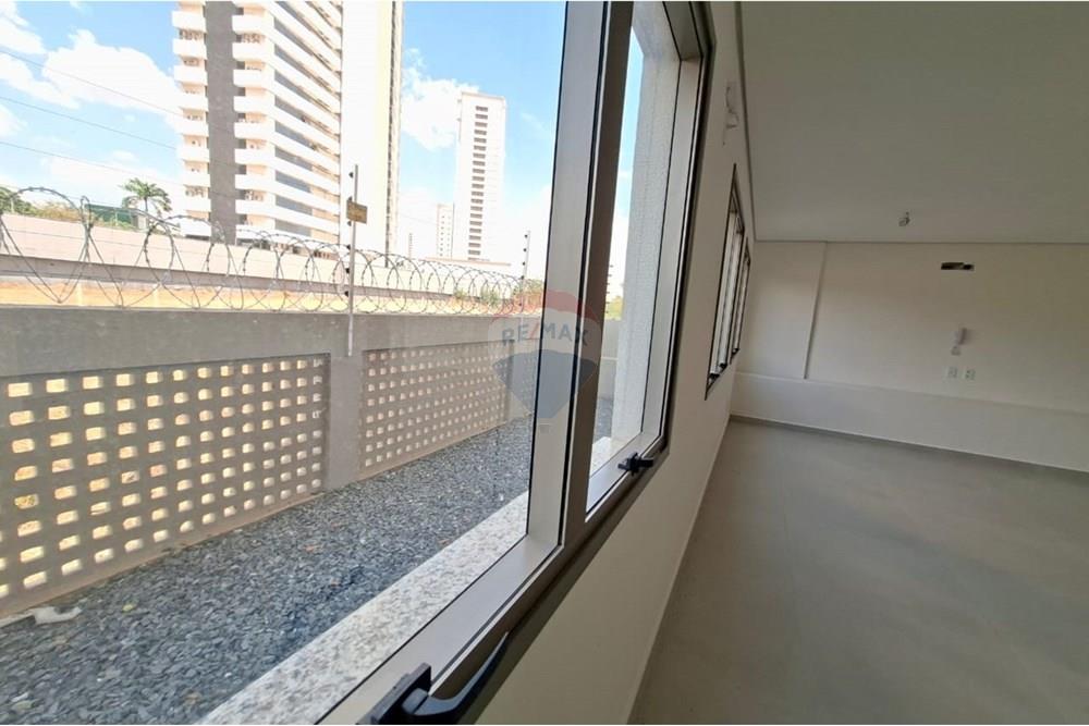 Cj. Comercial/ Sala - Venda - Cuiabá , Mato Grosso - lateral janela sala.jpeg - 720911063-56