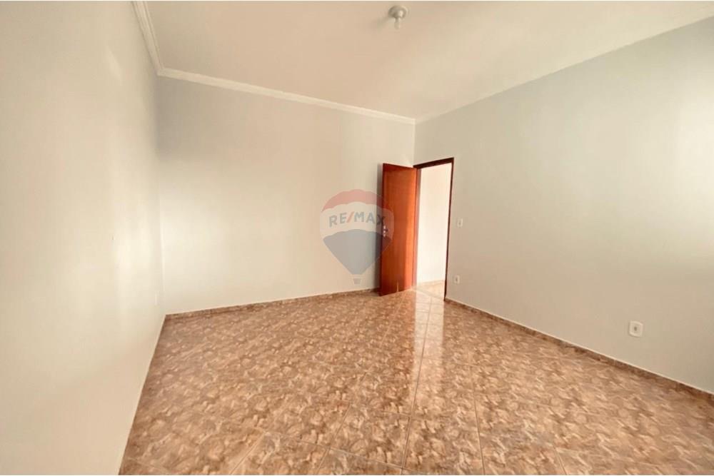 Casa - Venda - Caldas Novas , Goiás - WhatsApp Image 2025-06-30 at 10.07.35.jpeg - 722251002-36