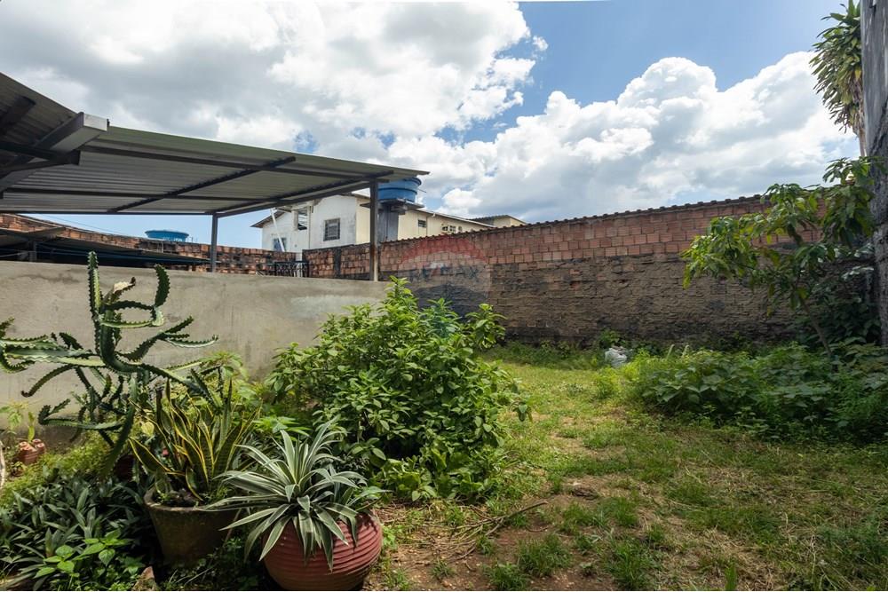 Casa - Venda - Manaus , Amazonas - 17 Quintal.jpg - 720791002-33