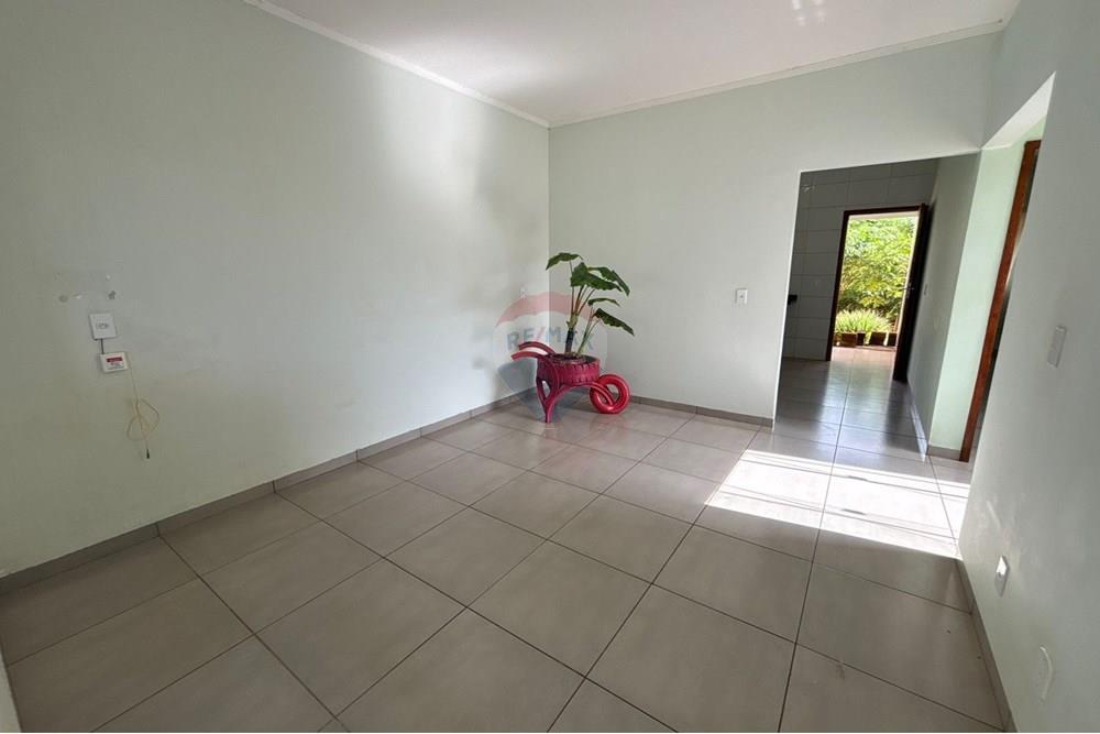 Casa - Venda - Barra do Garças , Mato Grosso - WhatsApp Image 2025-03-08 at 10.00.19 (1).jpeg - 722221009-32