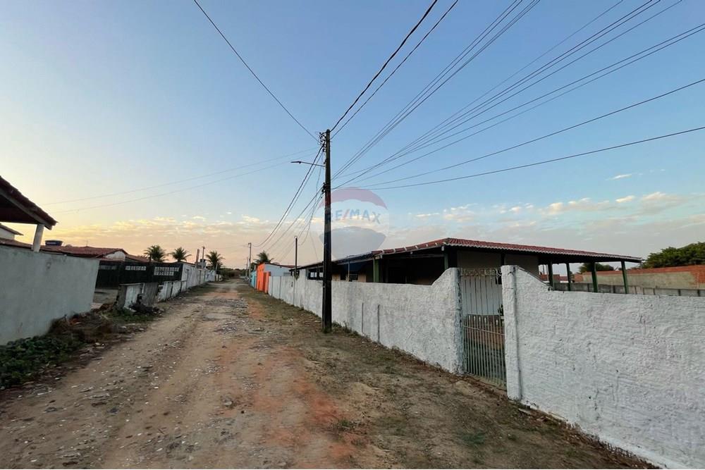 Casa - Venda - Extremoz , Rio Grande do Norte - 06a5f928-8572-4d49-a7e2-eb302782cb5c.jpg - Garagem - 720621057-35