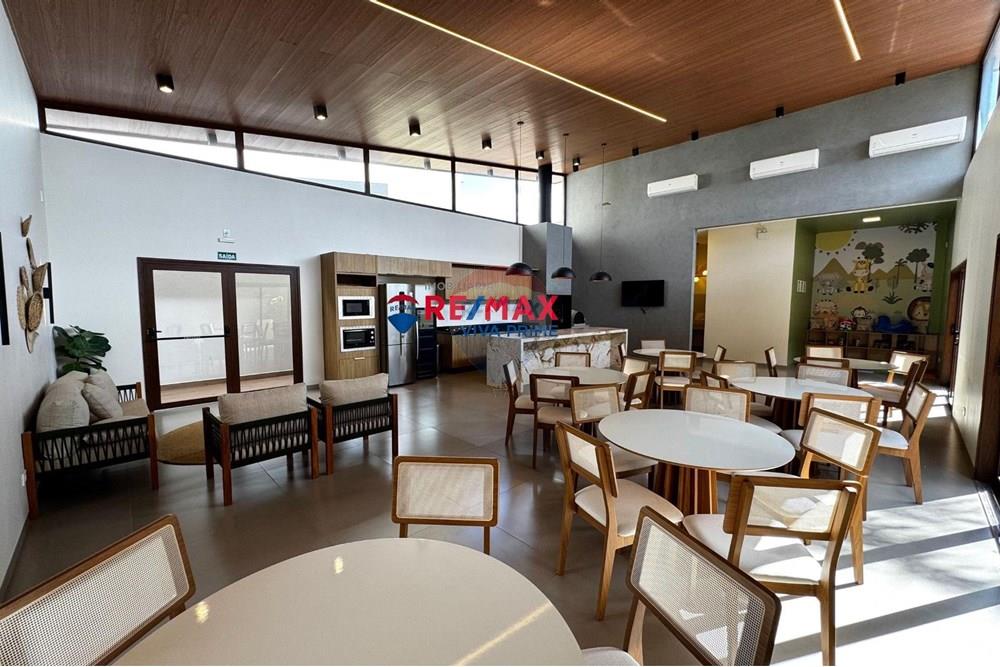 Sobrado - Venda - Cacoal , Rondônia - 09abb007-e45b-4df1-8d7b-8af452b64389.jpg - 721971007-130