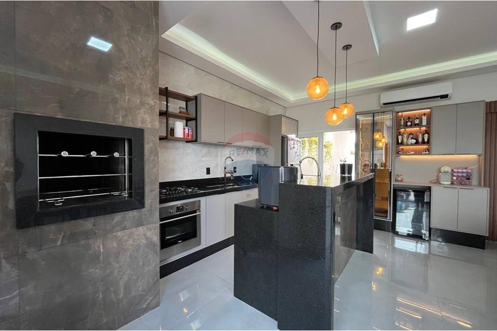 Casa - Venda - Sinop , Mato Grosso - photo_2025-06-02_22-31-03.jpg - 721561028-36