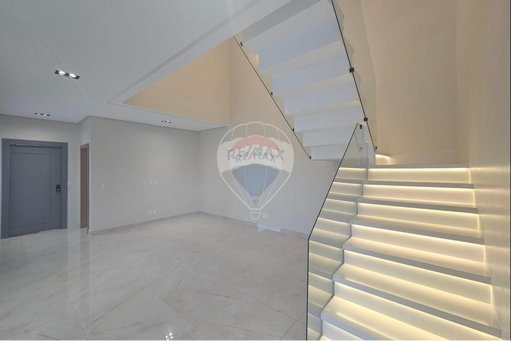 Casa - Venda - Manaus , Amazonas - WhatsApp Image 2025-04-25 at 09.24.01 (1).jpeg - 720401007-150