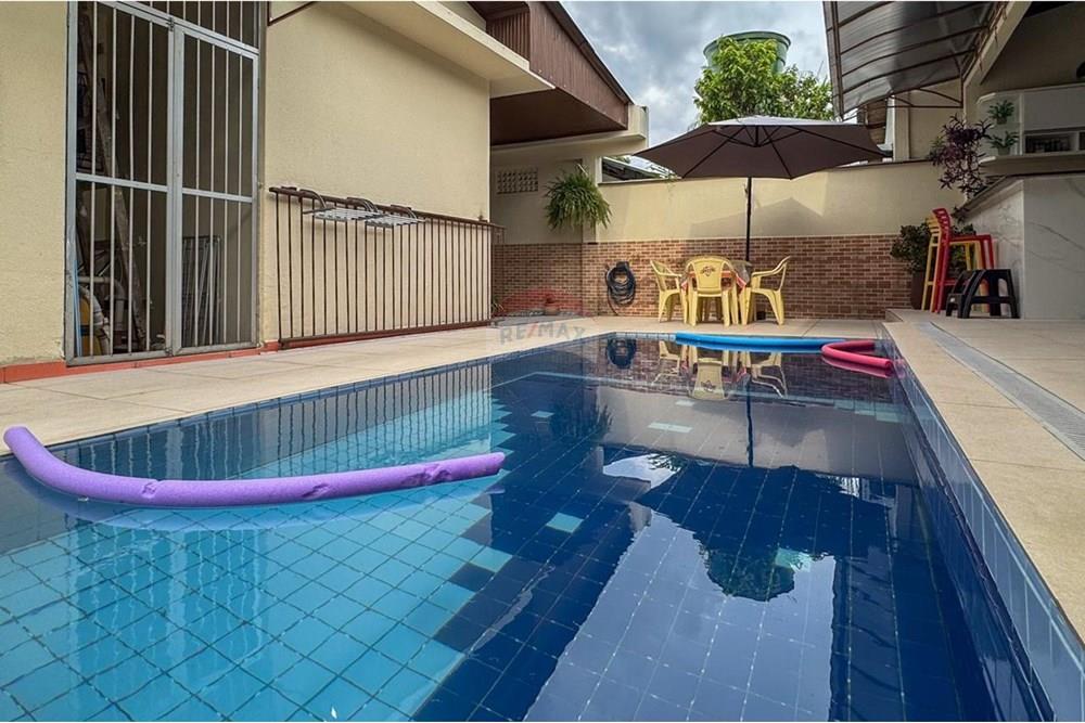 Casa - Venda - Manaus , Amazonas - WhatsApp Image 2025-10-29 at 16.21.14 (5).jpeg - 722101003-464