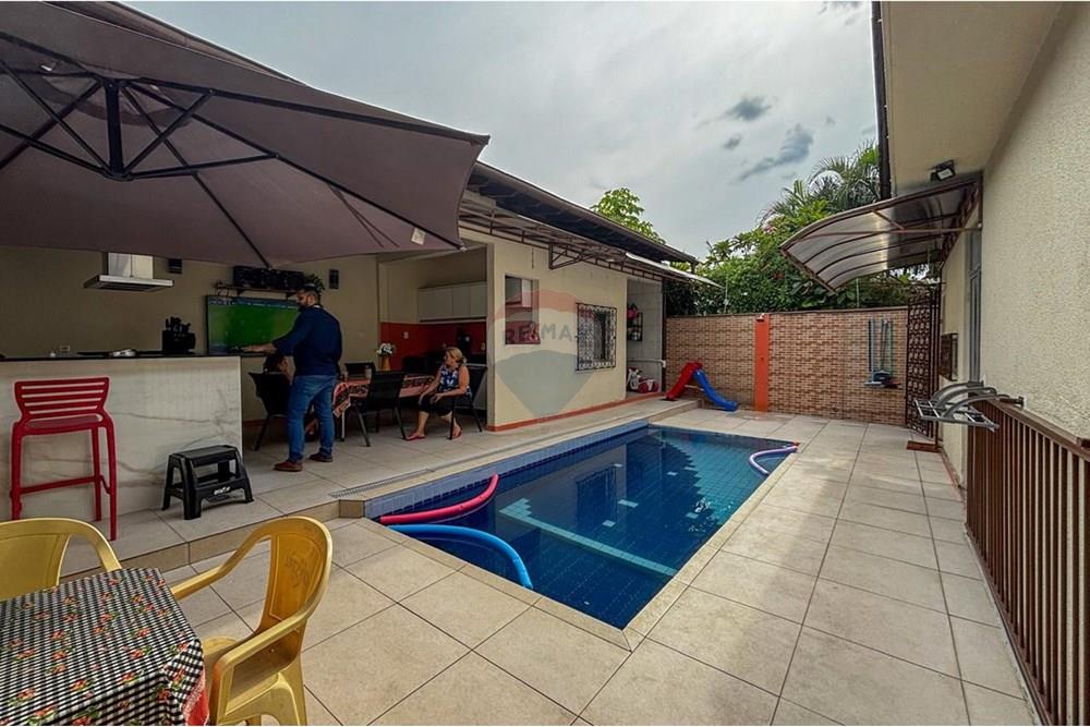 Casa - Venda - Manaus , Amazonas - WhatsApp Image 2025-10-29 at 16.21.13 (3).jpeg - 722101003-464