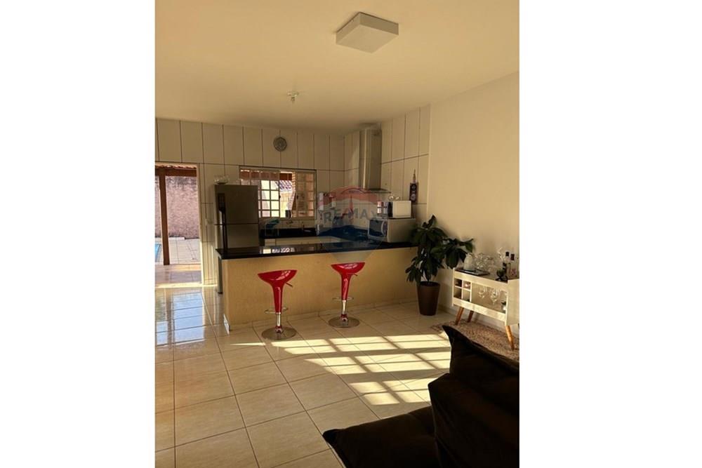 Casa - Venda - Barra do Garças , Mato Grosso - 1cfa3c9a-b4f0-466e-9a4f-765ca5229bcf.jpg - 722221014-10