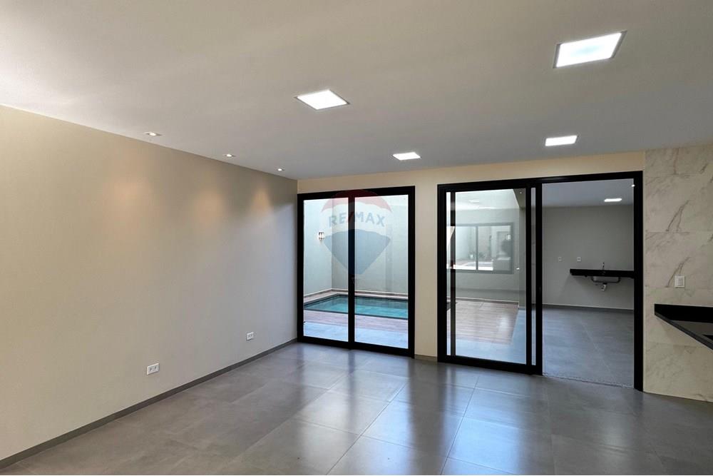 Sobrado - Venda - Cacoal , Rondônia - 032a9457-d09e-4fcc-8f21-329f806f694c.jpg - 721971007-130