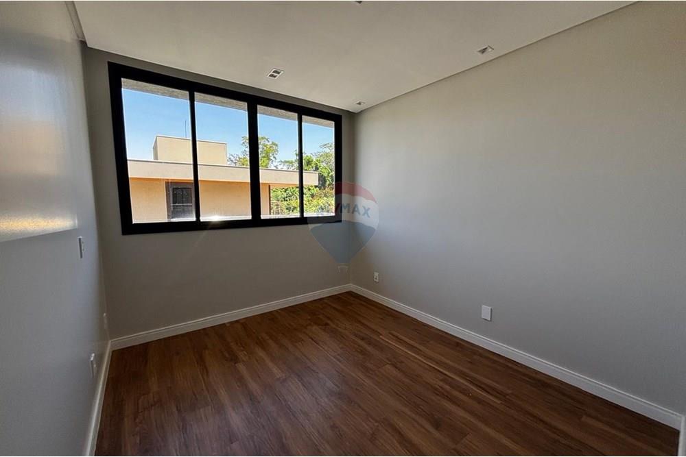 Sobrado - Venda - Anápolis , Goiás - Imagem do WhatsApp de 2025-10-16 à(s) 14.53.49_726383c4.jpg - 721991046-234