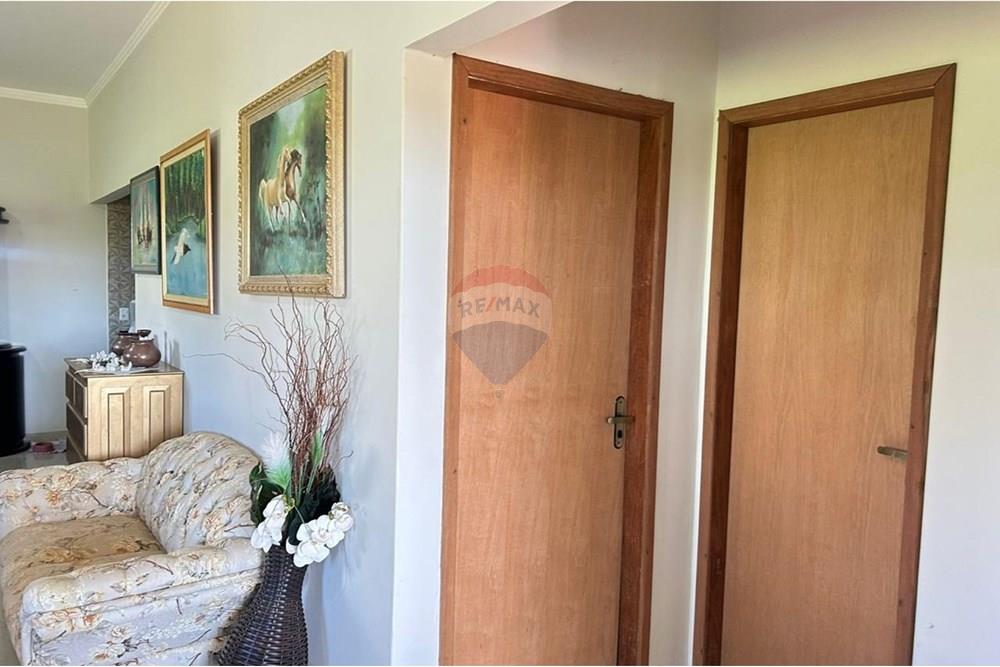 Casa - Venda - Caldas Novas , Goiás - WhatsApp Image 2025-05-19 at 09.25.41 (1).jpeg - 722251002-37