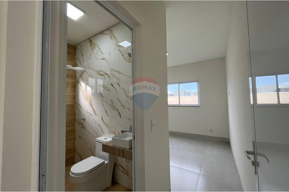 Casa - Venda - Sinop , Mato Grosso - photo_2025-04-02_11-17-44.jpg - 721561028-25