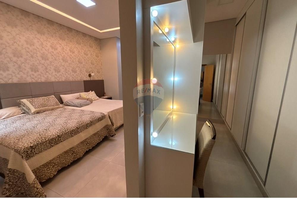 Casa - Venda - Barra do Garças , Mato Grosso - F812A6AA-9CA9-47DB-A6ED-A98BB4963BD9_1_105_c.jpeg - 722221051-7