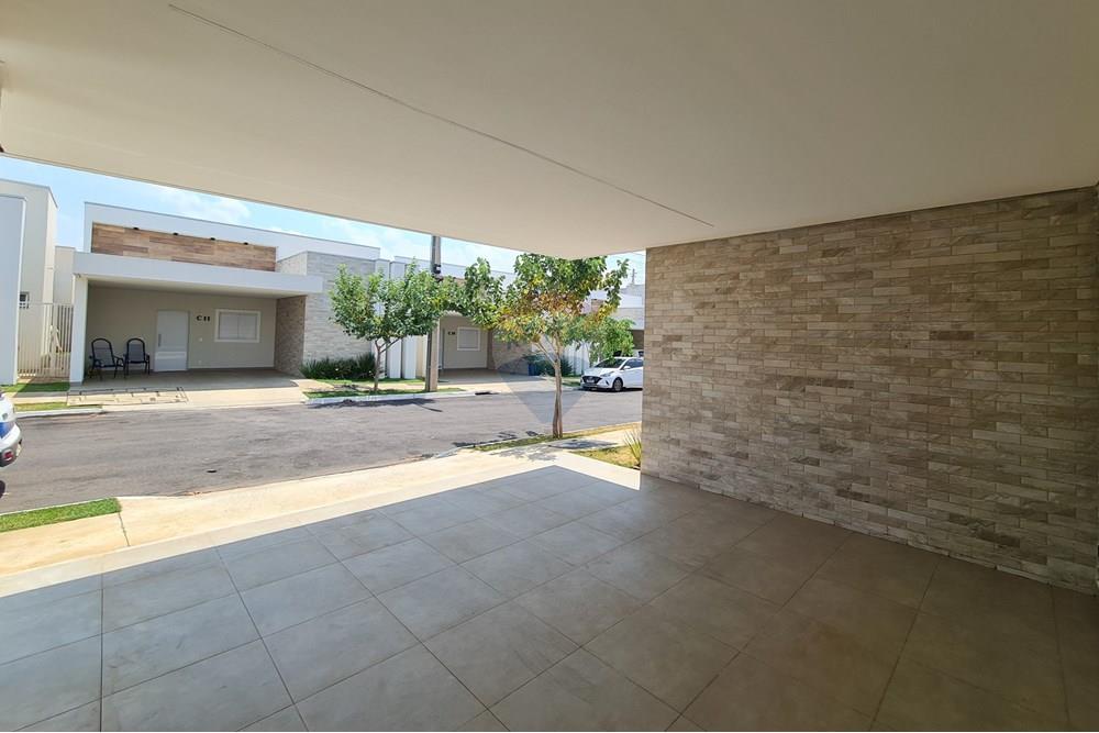 Casa de Condomínio - Venda - Lucas do Rio Verde , Mato Grosso - (3).jpg - Garagem - 722231009-5